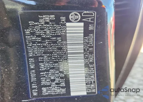 2011 Toyota Corolla S z USA, uszkodzony, nr VIN 2T1BU4EE6BC548618